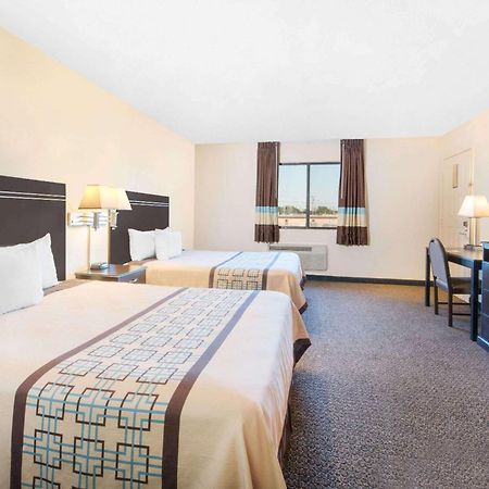 Days Inn By Wyndham Hobbs Eksteriør billede