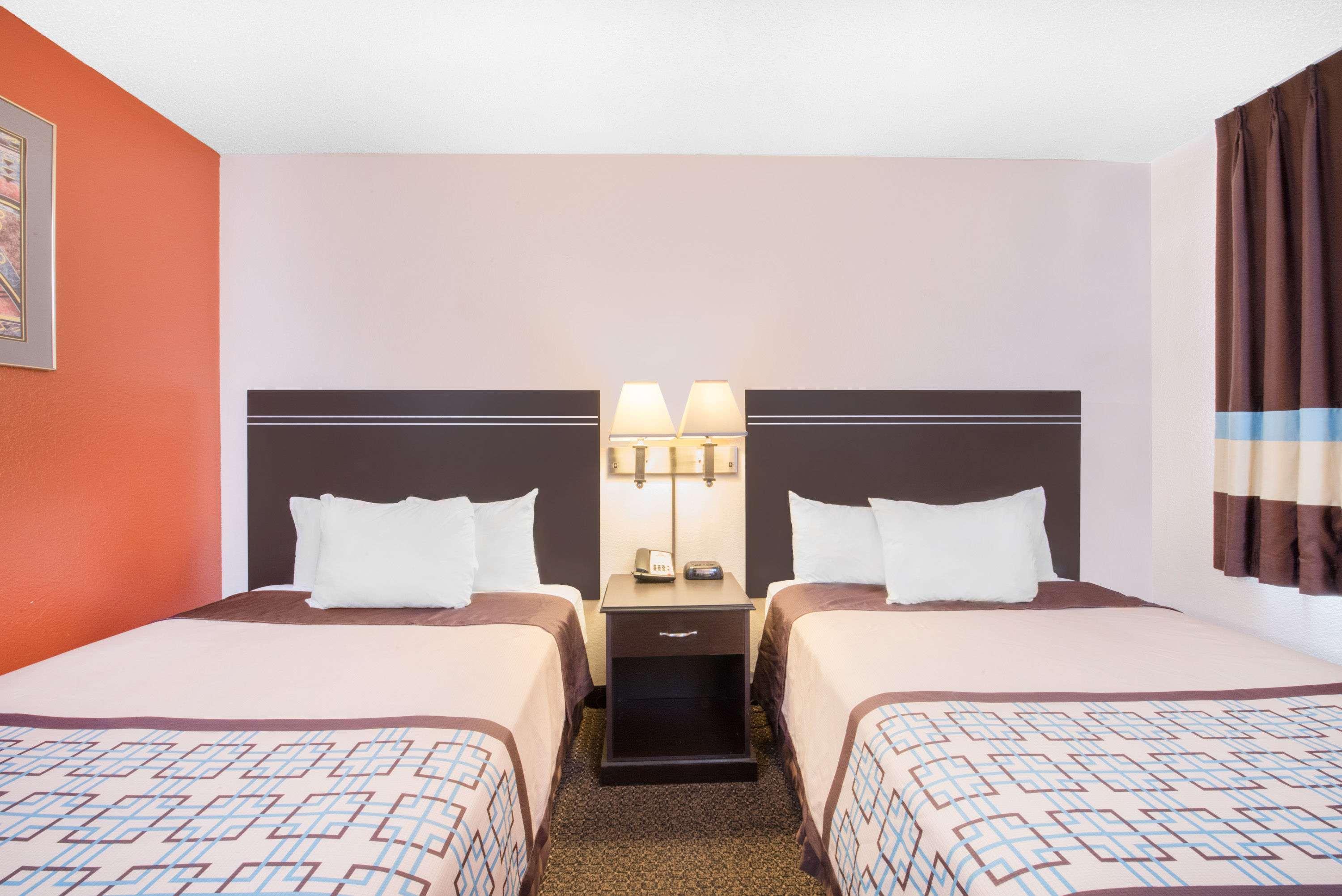 Days Inn By Wyndham Hobbs Eksteriør billede