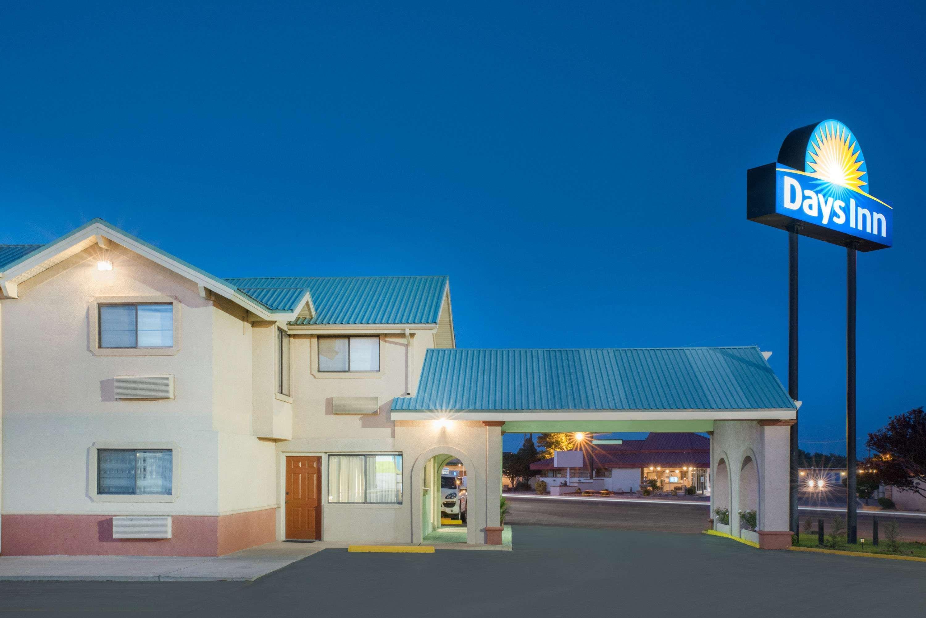 Days Inn By Wyndham Hobbs Eksteriør billede